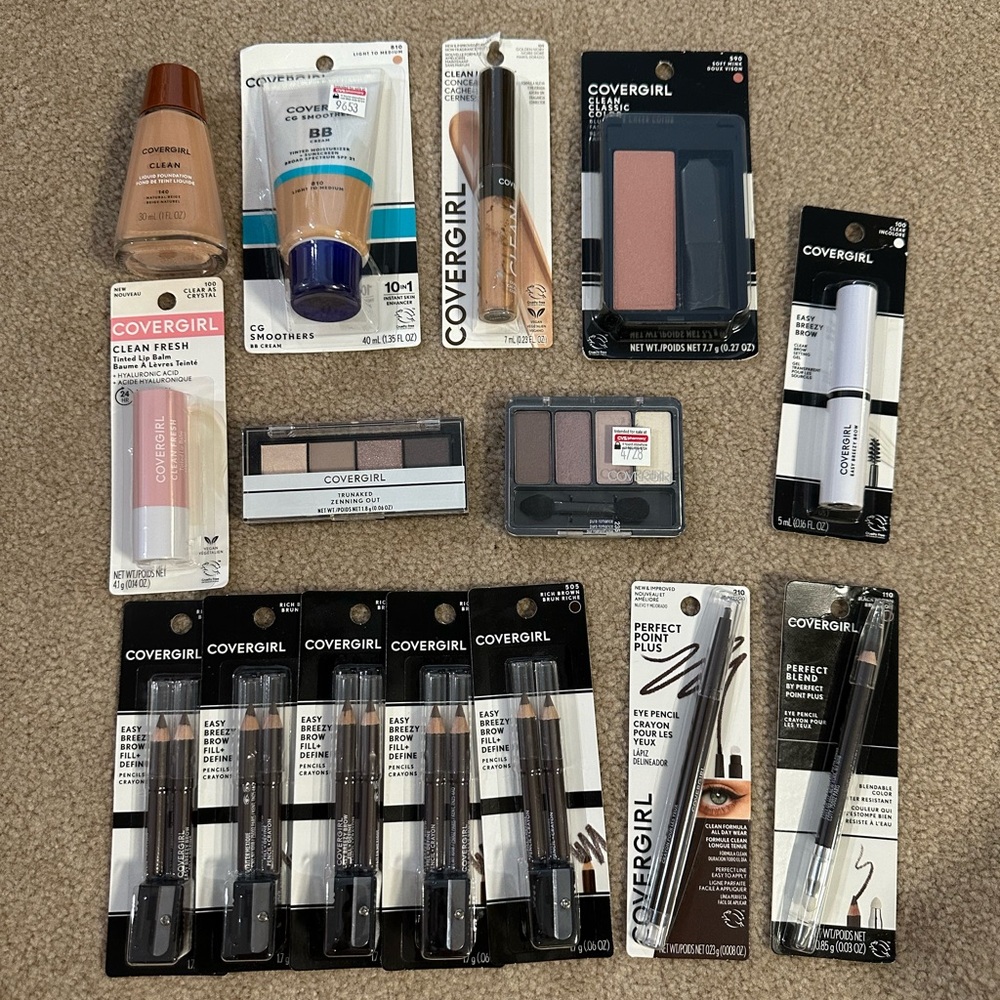 Lot of 15 New Cover Girl Cosmetics
